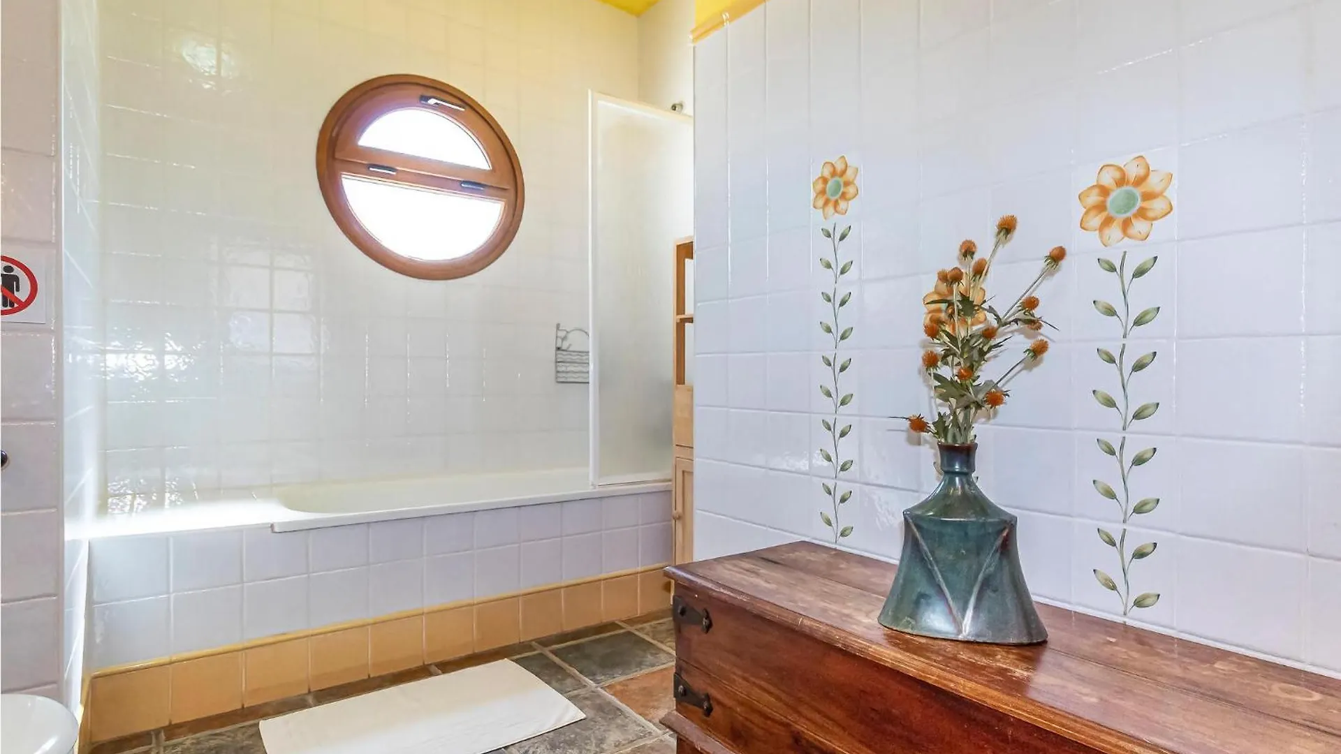7 Bedroom Stunning Home In Frigiliana Acebuchal 0*,  Spagna
