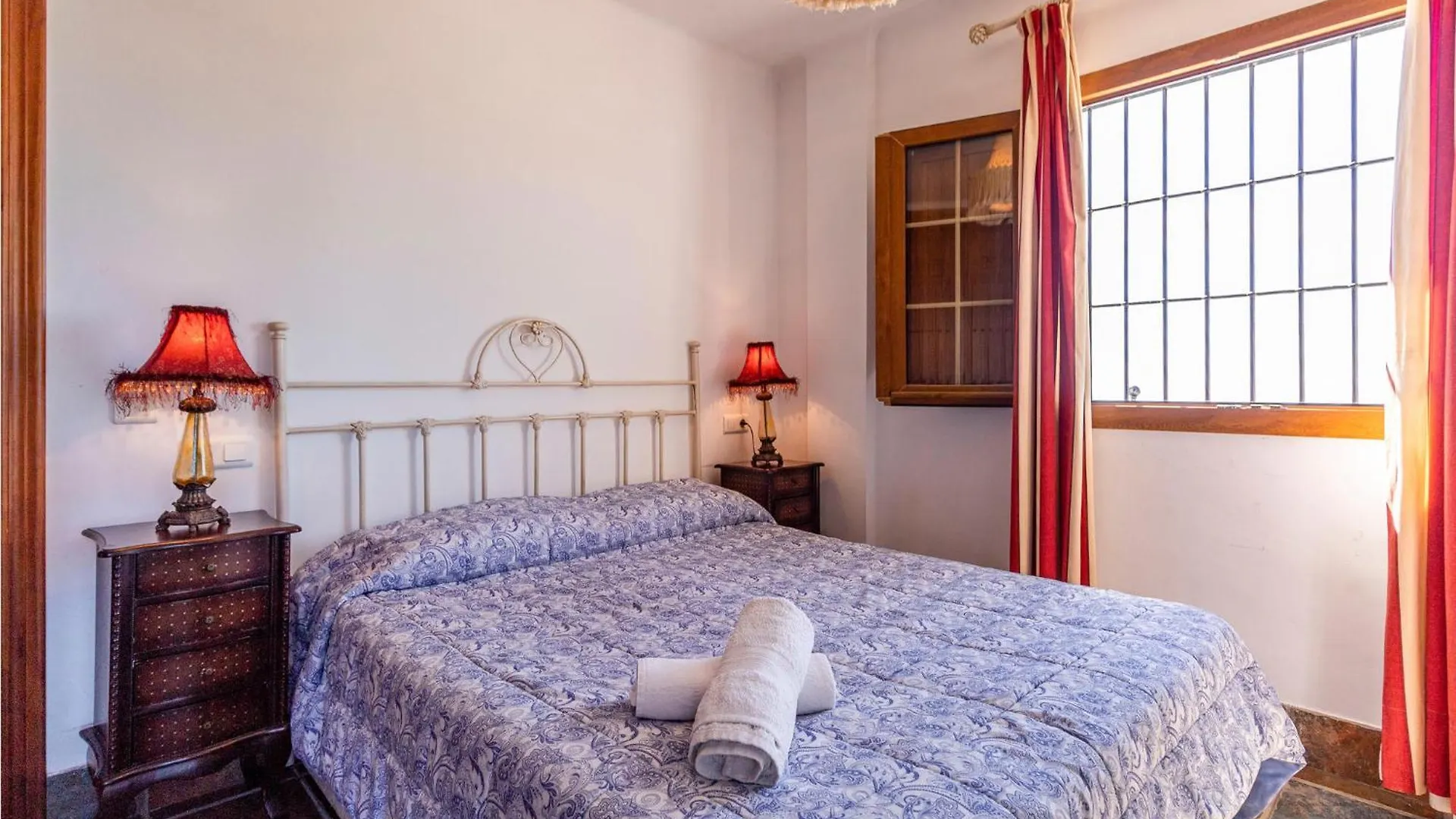 Casa vacanze 7 Bedroom Stunning Home In Frigiliana Acebuchal